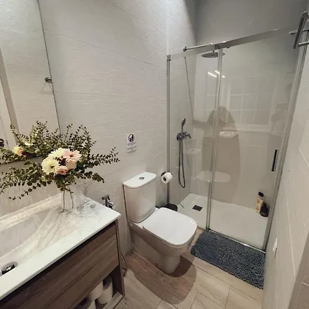 Estudio Moderno Con Opcion De Garaje Apartamento