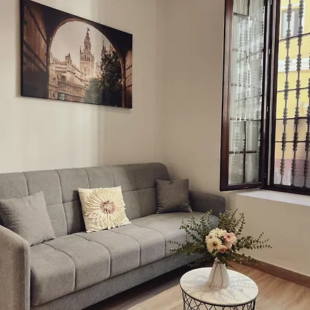 Apartamento Estudio Moderno Con Opcion De Garaje Sevilha